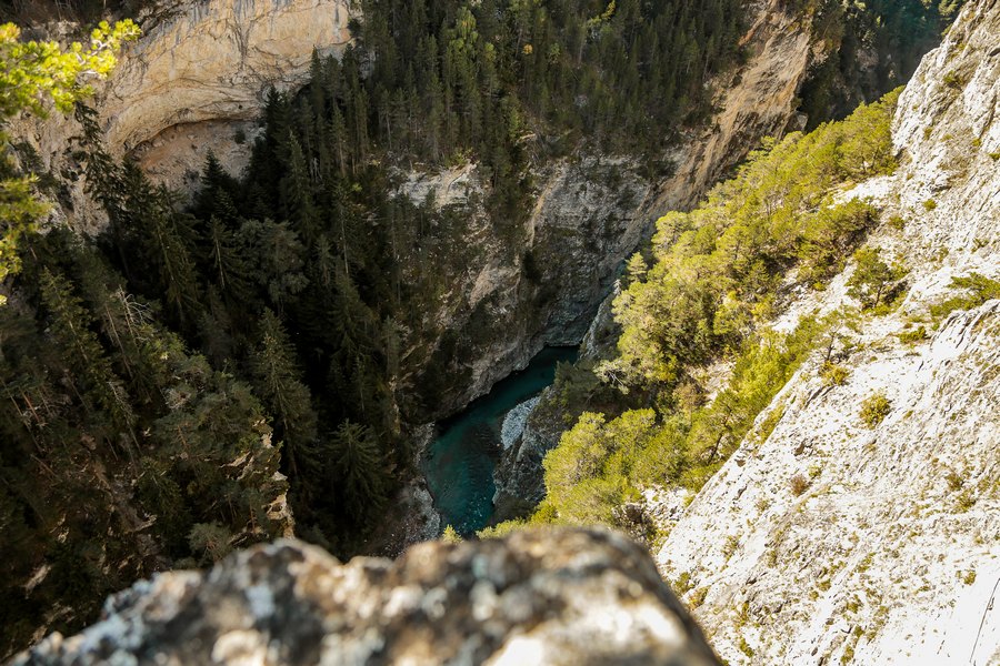 saut à l'élastique en savoie, découvrez une alternative avec les tyroliennes du parc du diable